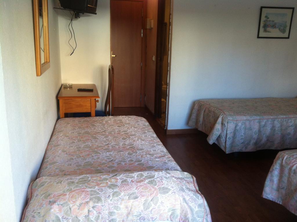 Hotel Torremolinos Centro By Croma Room photo